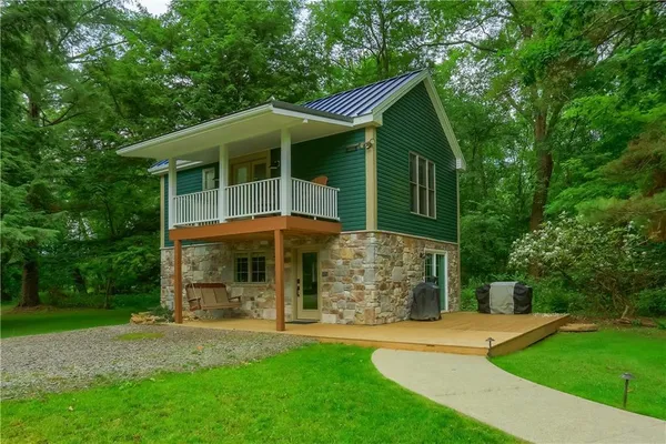 $395,000 | 482 Shadyrest Road, Ellwood City, PA 16117