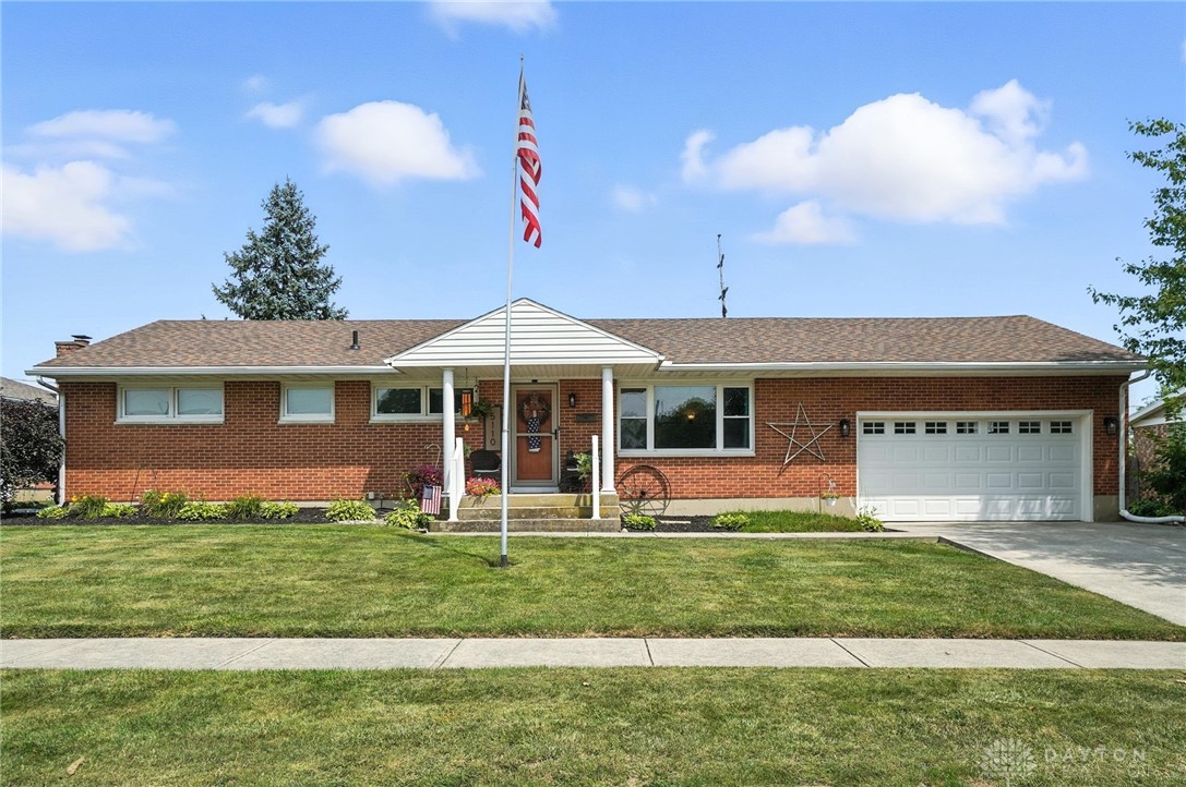 5110 Ridgewood Road East Springfield, OH 45503 - Photo 1 of 42
