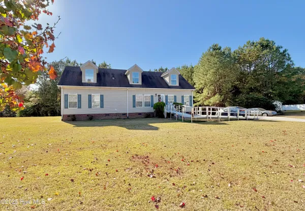 $219,900 | 2917 Laurel Ridge Lane, Kinston, NC 28504