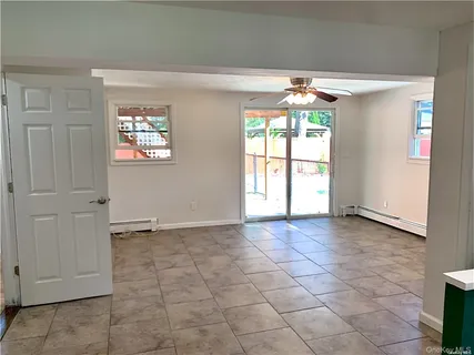 $4,750 | 1671 Claas Avenue, Holbrook, NY 11741