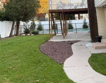 $4,750 | 1671 Claas Avenue, Holbrook, NY 11741