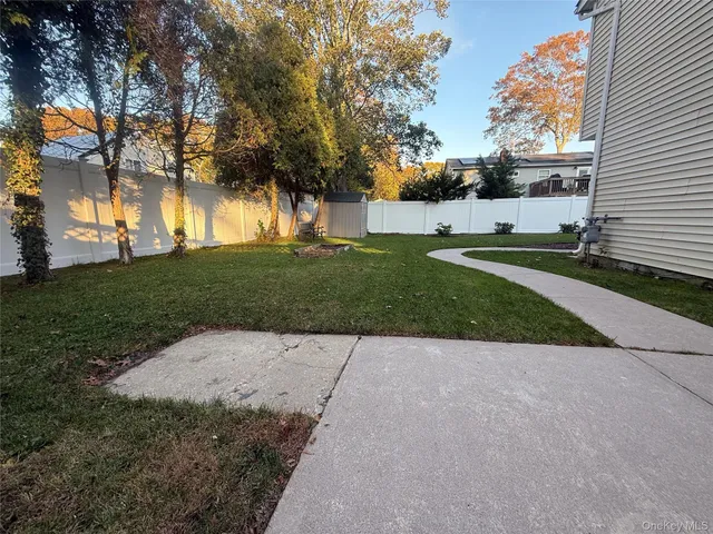 $4,750 | 1671 Claas Avenue, Holbrook, NY 11741