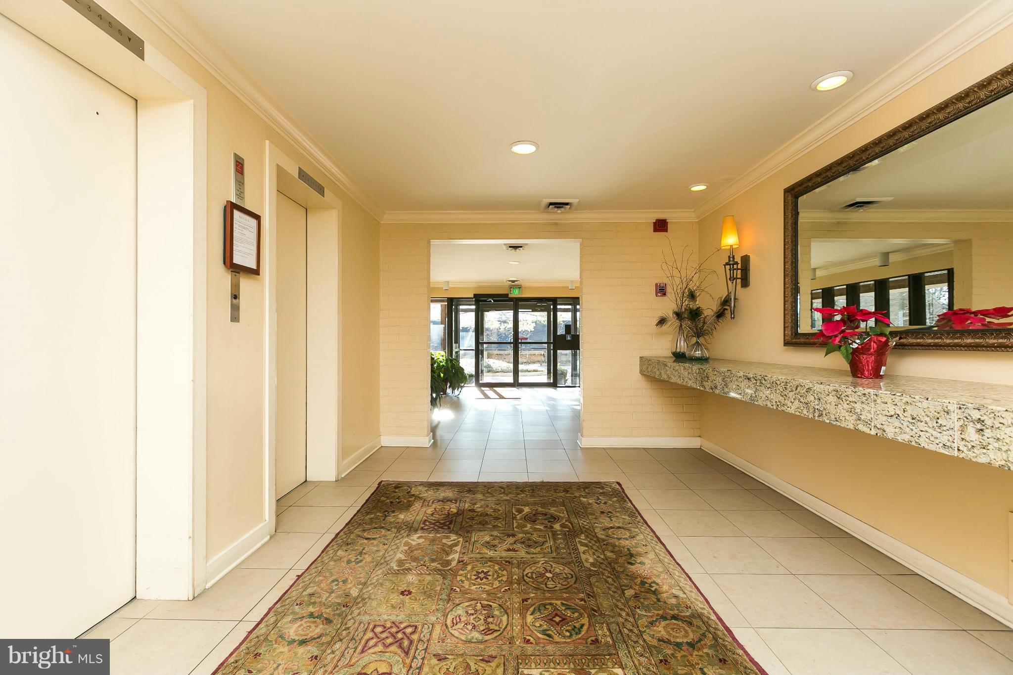 200 Cross Keys Road, Unit R22 Baltimore, MD 21210 - Photo 30 of 30 Lobby
