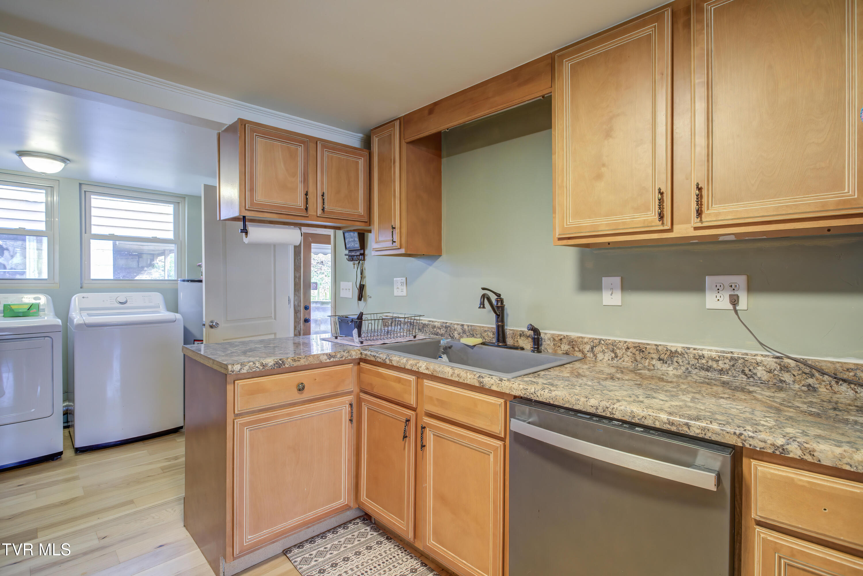 178 Conant Road Church Hill, TN 37642 - Photo 12 of 47 178 Conant (21)