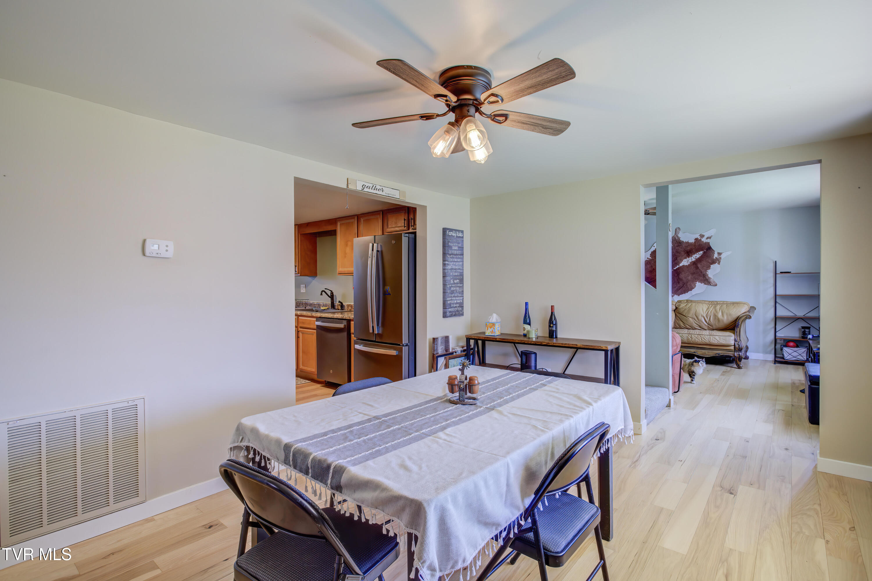 178 Conant Road Church Hill, TN 37642 - Photo 3 of 47 178 Conant (12)