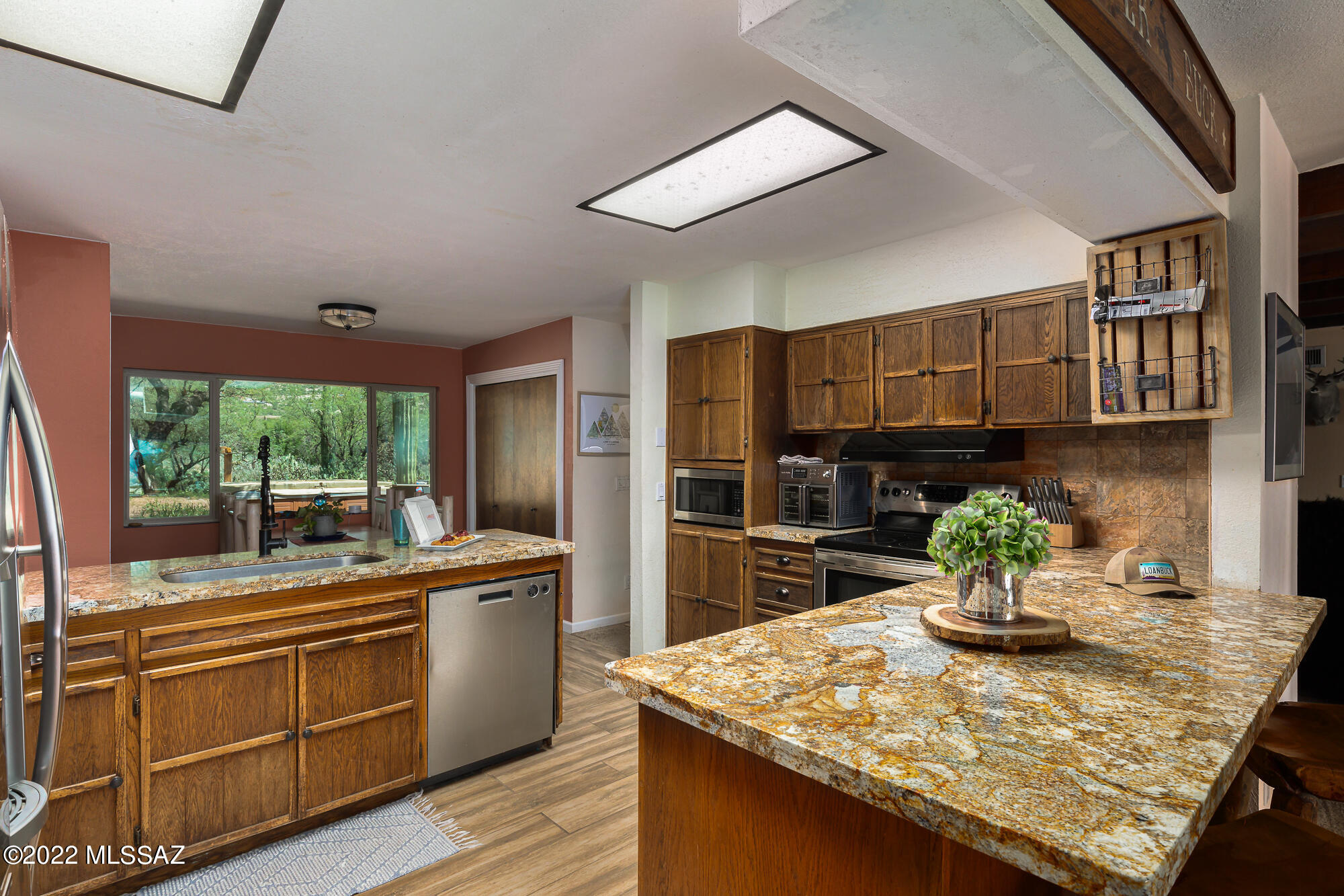 12341 East Snyder Road Tucson, AZ 85749 - Photo 2 of 44 Gallery Image 2