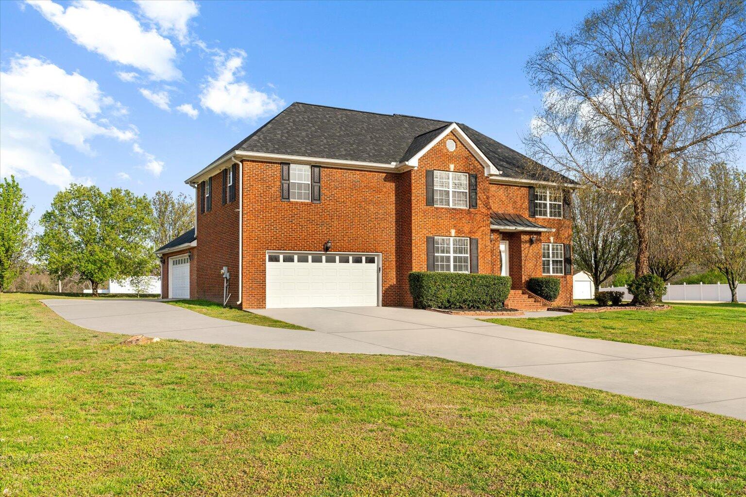 29 Chandler's Ridge Drive Chatsworth, GA 30705 - Photo 4 of 58 04-DSC01279