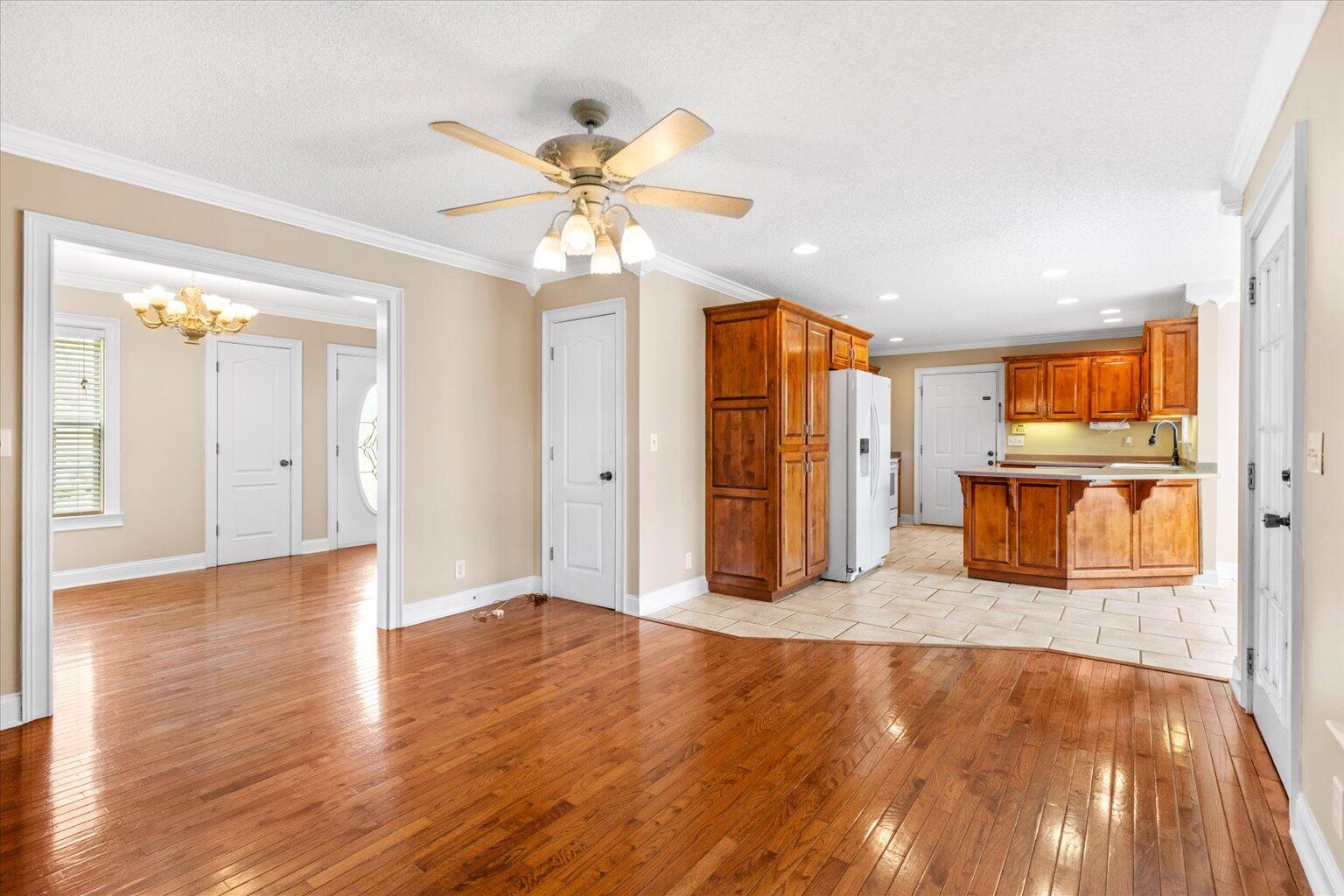 29 Chandler's Ridge Drive Chatsworth, GA 30705 - Photo 8 of 58 08-DSC00485
