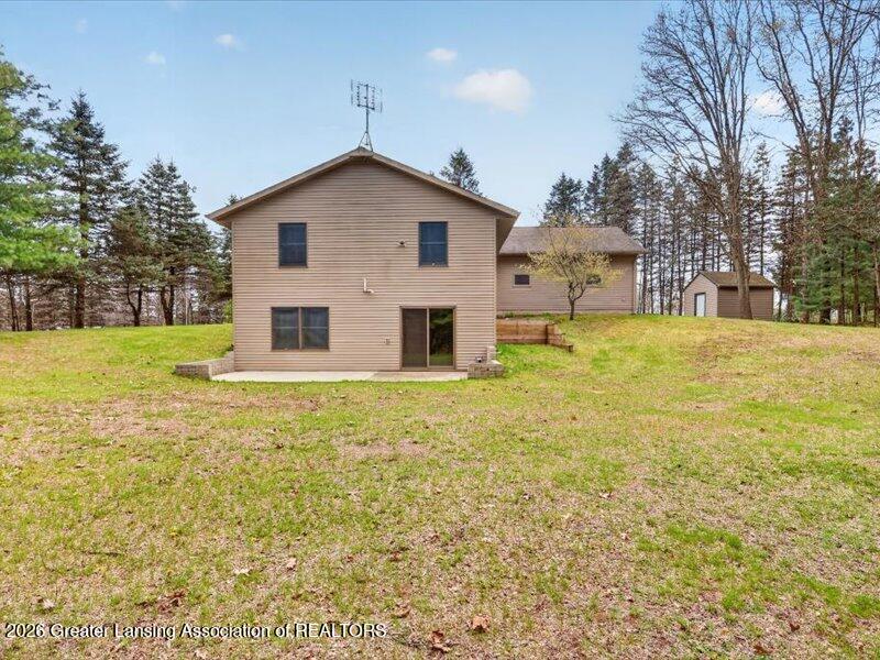 1160 North State Road Belding, MI 48809 - Photo 51 of 77 51-1160-N-State-Rd-Belding-Windowstill