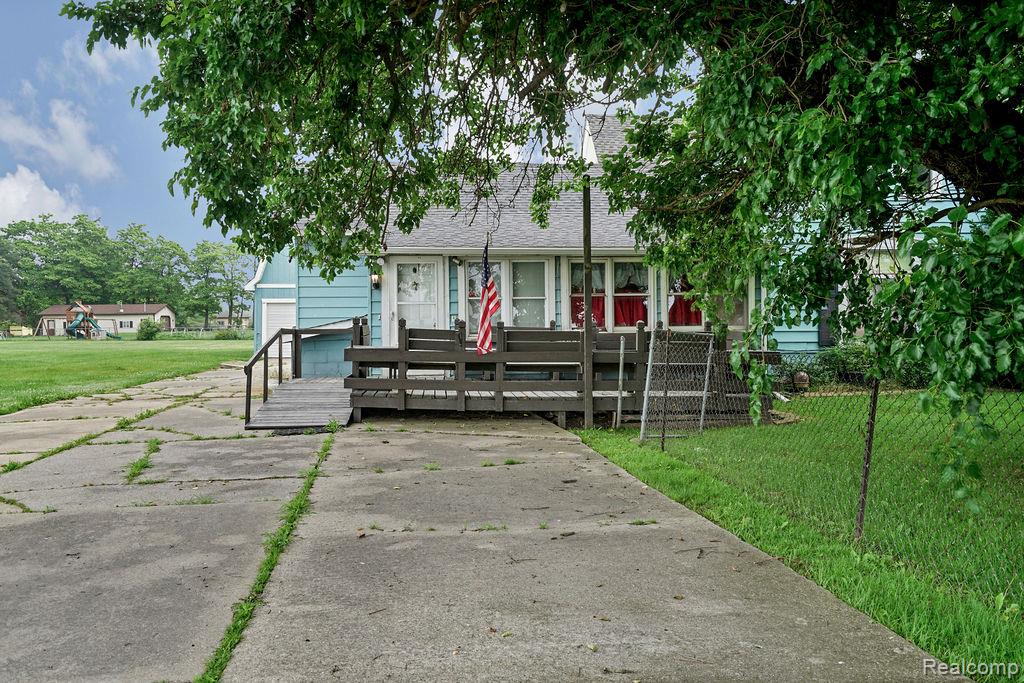 261 Fitz Road Goodells, MI 48027 - Photo 2 of 41 Gallery Image 2