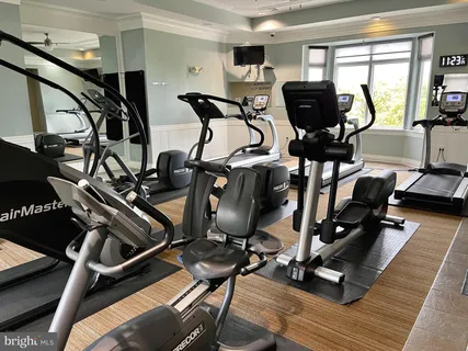 $465,000 | 1601 Ladue Court, Unit 305, Woodbridge, VA 22191