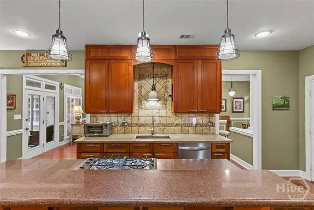 $605,000 | 105 Baymeadow Point, Savannah, GA 31405