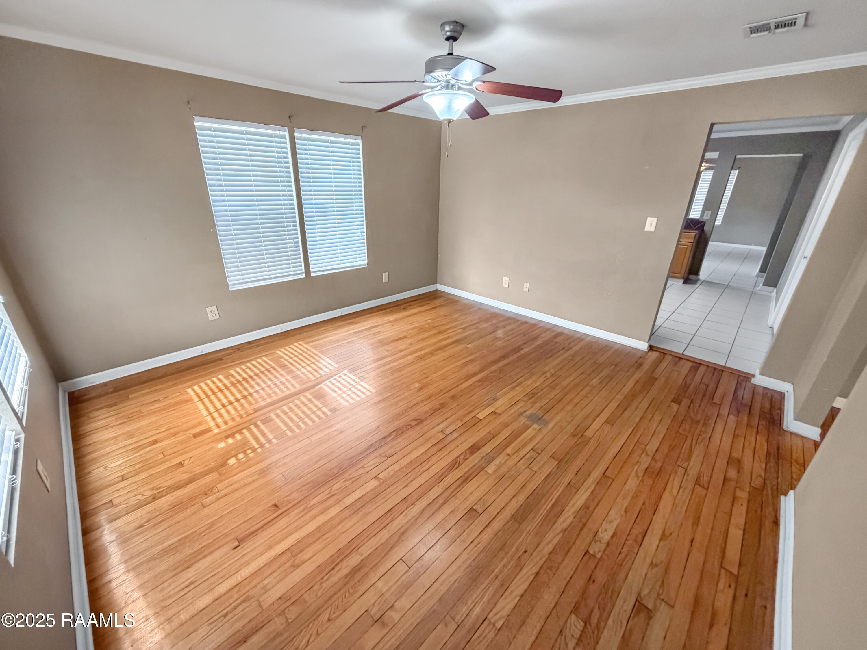 100 Virginia Lafayette, LA 70507 - Photo 3 of 32 Living Room - Coming in front door