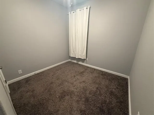 an empty room with a empty space