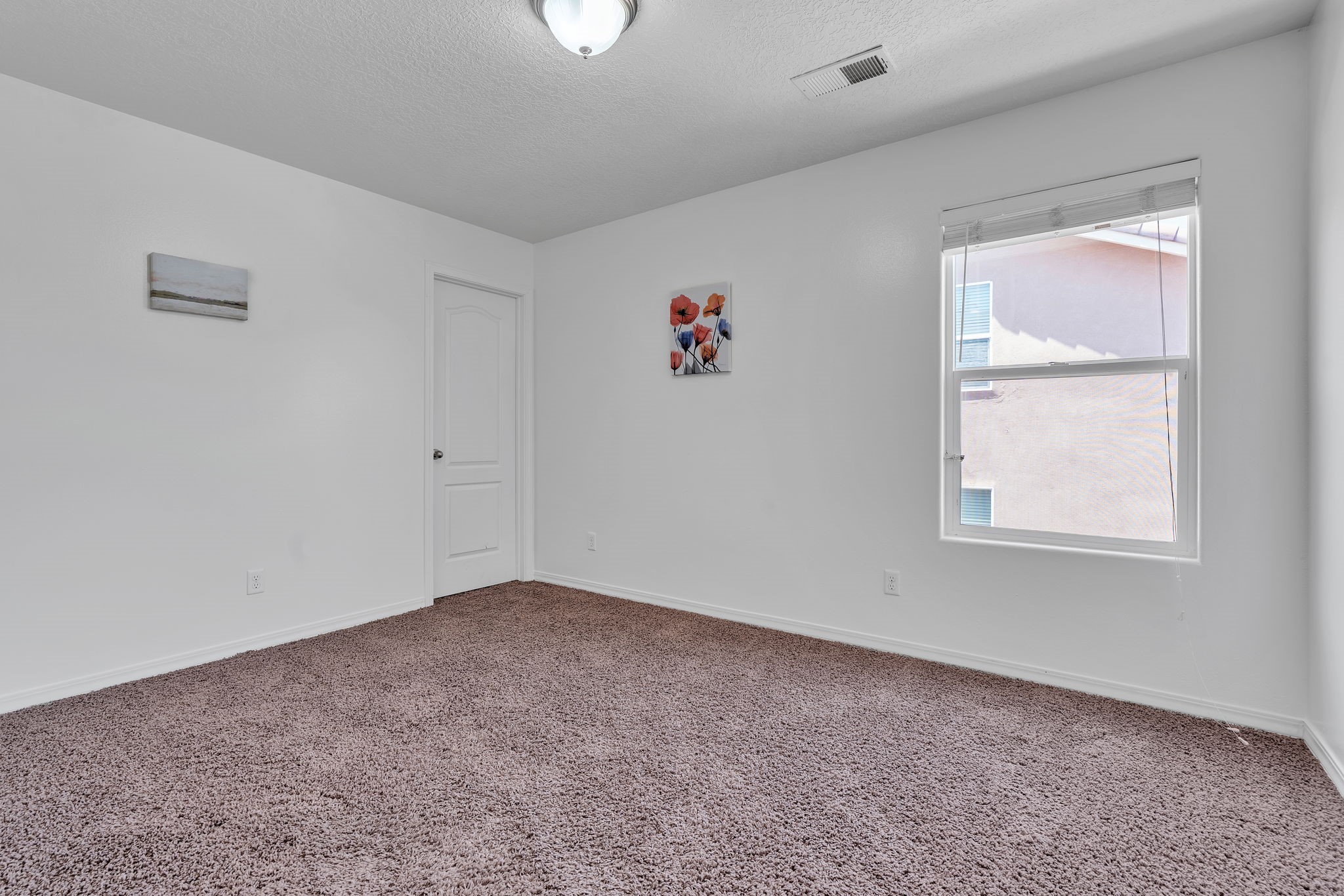 6914 Wrangell Loop Northeast Rio Rancho, NM 87144 - Photo 43 of 61 Jack and Jill Bedroom