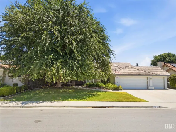 $520,000 | Undisclosed Address, Bakersfield, CA 93313