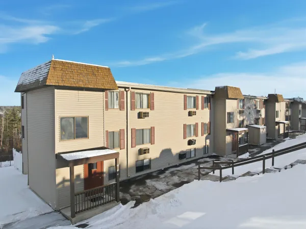 $232,000 | 75 Treetop Circle, Unit 21, Laconia, NH 03246