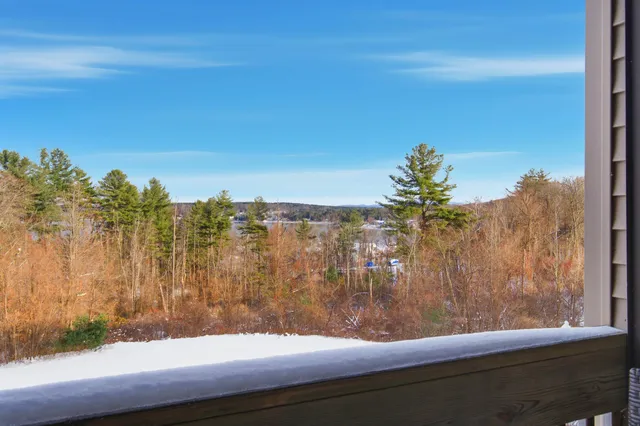 $239,900 | 75 Treetop Circle, Unit 21, Laconia, NH 03246