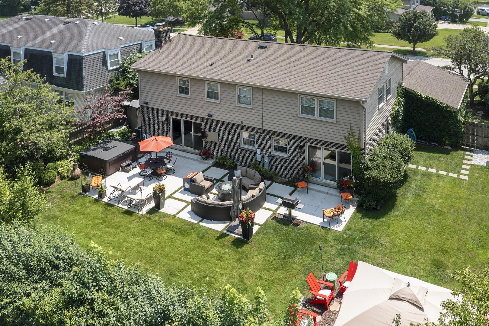 3956 Rutgers Lane Northbrook, IL 60062 - Photo 2 of 41 an aerial view of a house