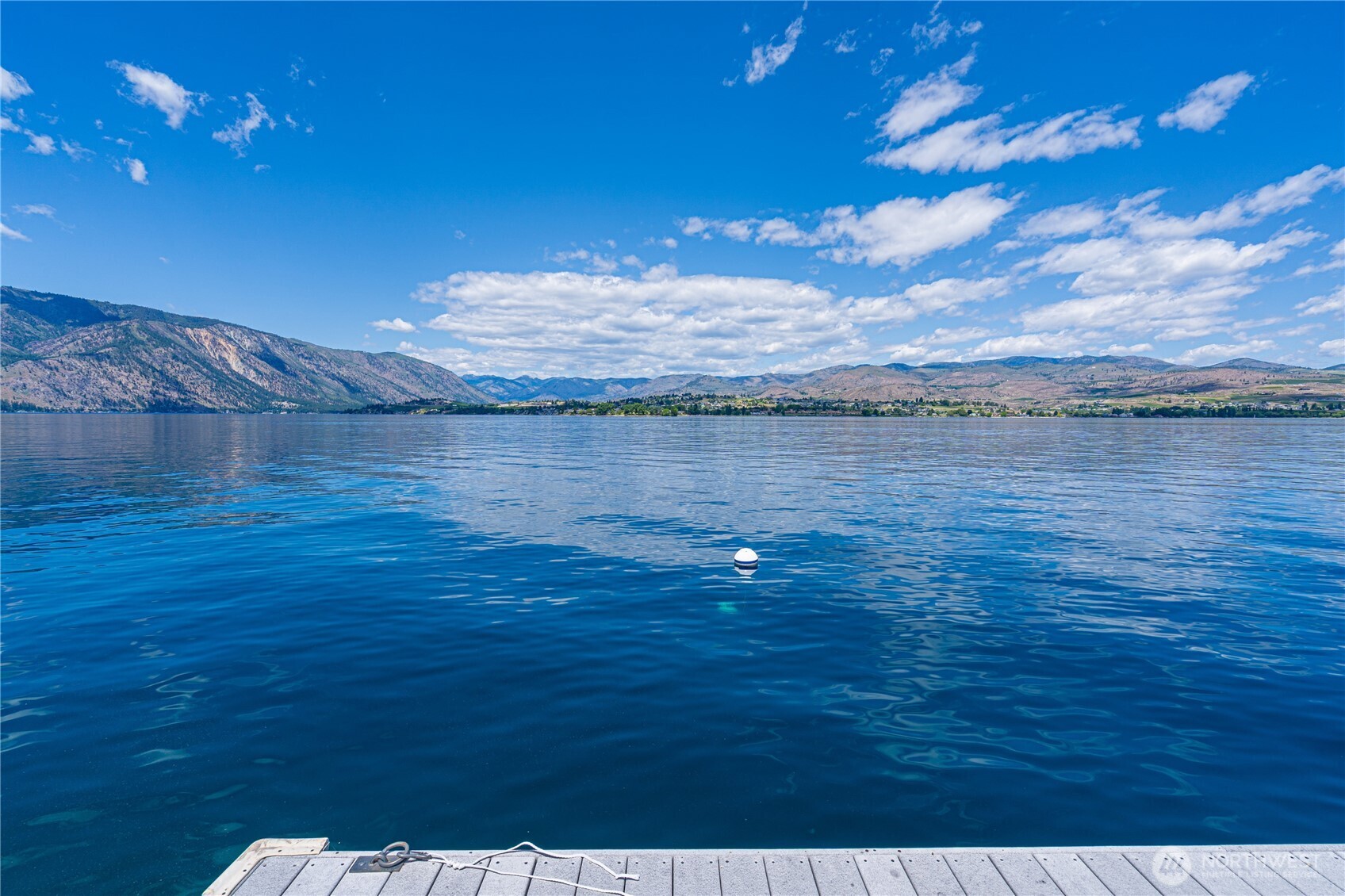 4620 South Lakeshore Road Chelan, WA 98816 - Photo 22 of 40 a view of an ocean of house