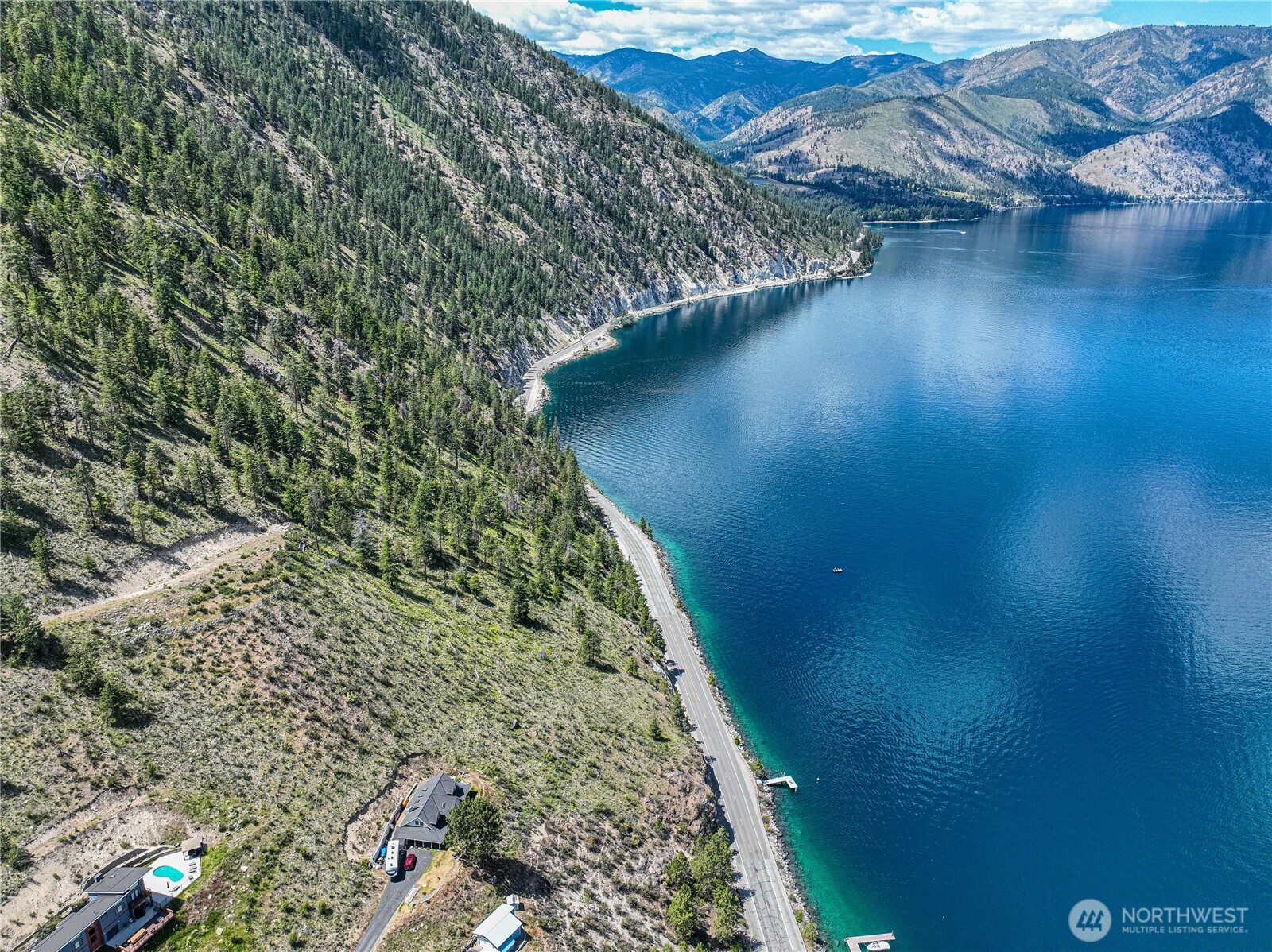 4620 South Lakeshore Road Chelan, WA 98816 - Photo 34 of 40 a view of a yard