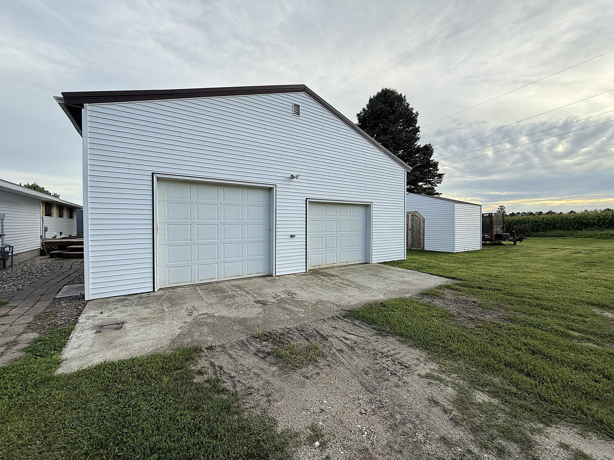 421 9th Avenue Madison, MN 56256 - Photo 8 of 65