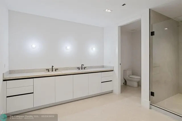 $2,995,000 | 160 Isle Of Venice Drive, Unit 203, Fort Lauderdale, FL 33301