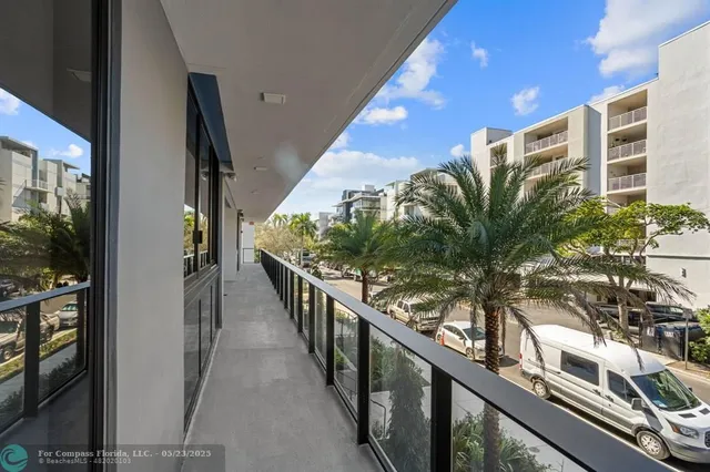 $2,995,000 | 160 Isle Of Venice Drive, Unit 203, Fort Lauderdale, FL 33301