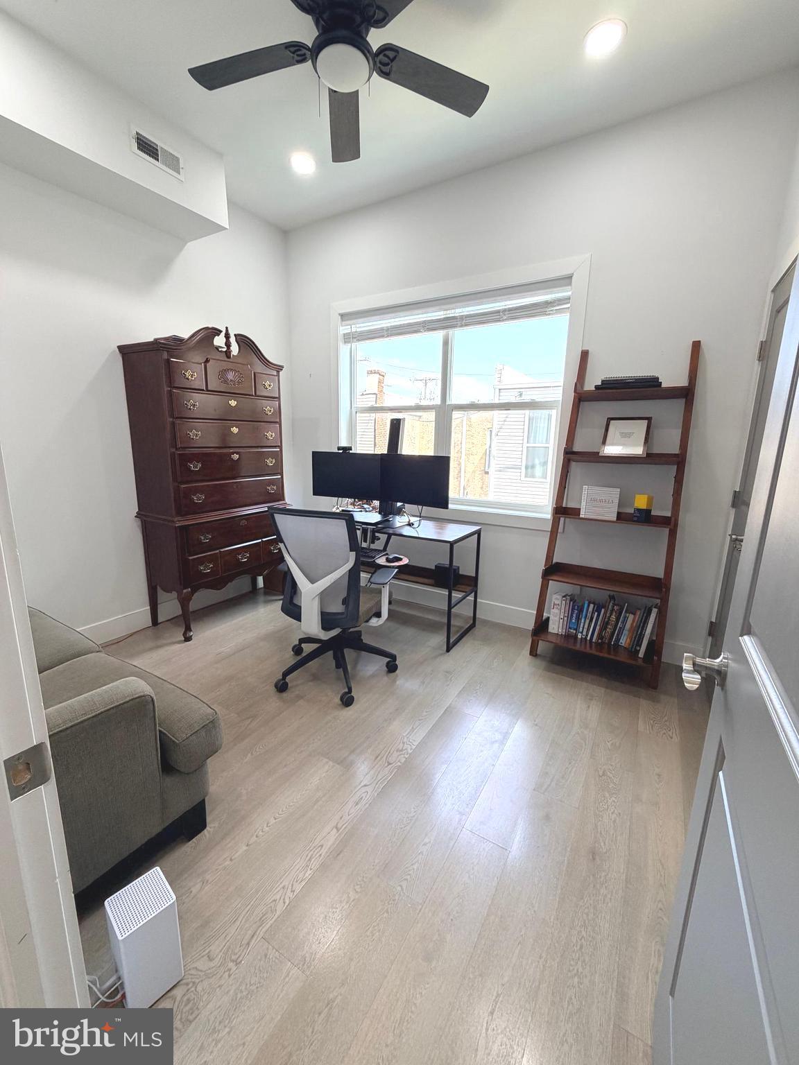 2239 Tasker Street Philadelphia, PA 19145 - Photo 34 of 66