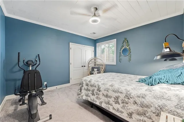 $549,000 | 1052 Southwest Argyl Street, Lee's Summit, MO 64081