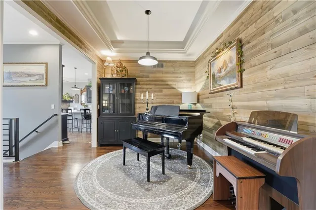 $549,000 | 1052 Southwest Argyl Street, Lee's Summit, MO 64081