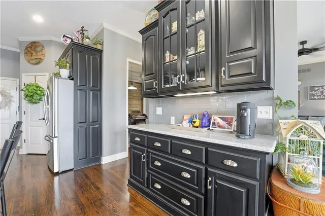 $549,000 | 1052 Southwest Argyl Street, Lee's Summit, MO 64081