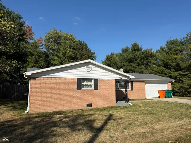 $228,000 | 204 West Trenton Street, Sharpsville, IN 46068