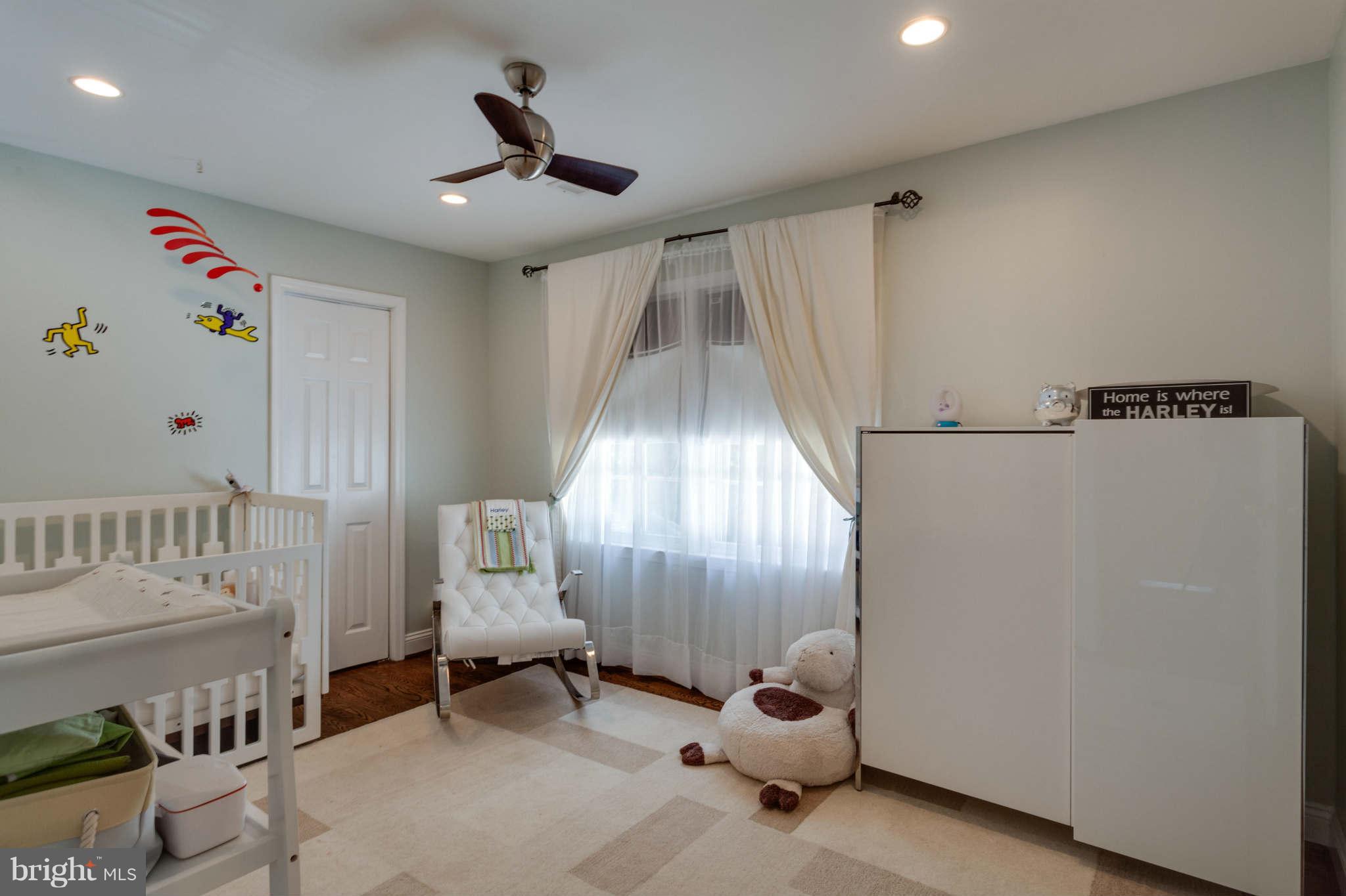 7400 Brickyard Road Potomac, MD 20854 - Photo 14 of 26 Bedroom