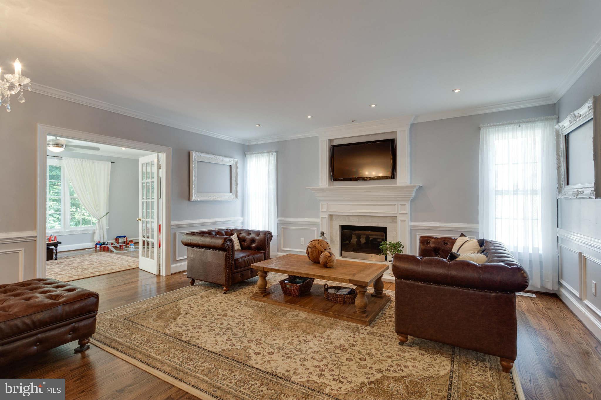 7400 Brickyard Road Potomac, MD 20854 - Photo 7 of 26 Family Room