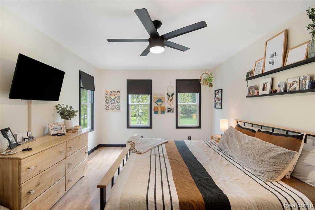 118 East River Road Flushing, MI 48433 - Photo 12 of 30 Gallery Image 12
