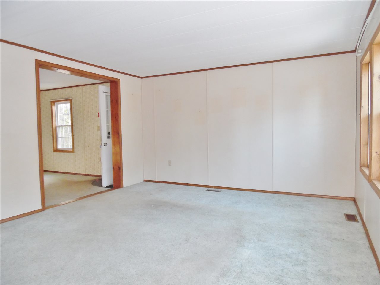 5 Colcord Pond Drive Exeter, NH 03833 - Photo 7 of 27