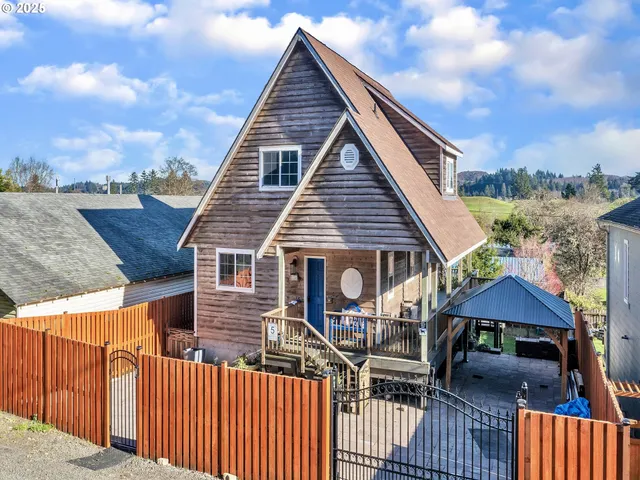 $560,000 | 90589 Clark Road, Warrenton, OR 97146