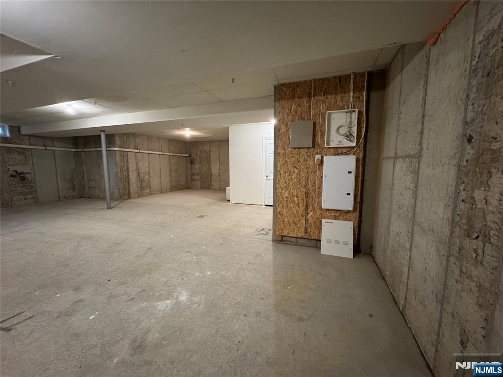 306 April Way Middletown, NJ 07748 - Photo 18 of 26 a view of empty room