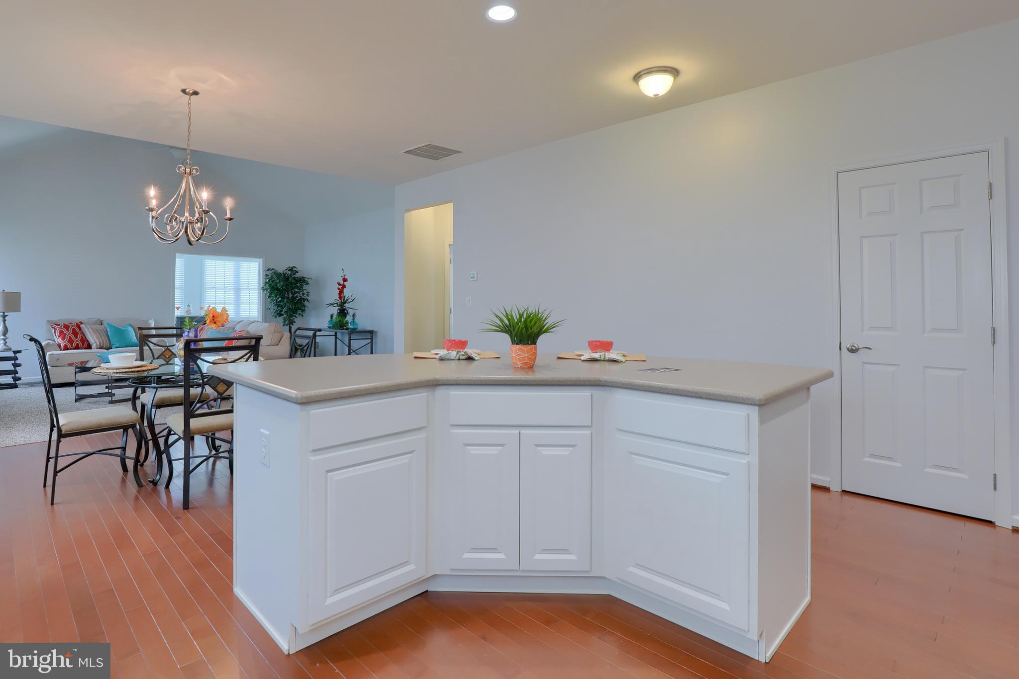 432 Resolution Drive Lititz, PA 17543 - Photo 7 of 37 Gallery Image 7
