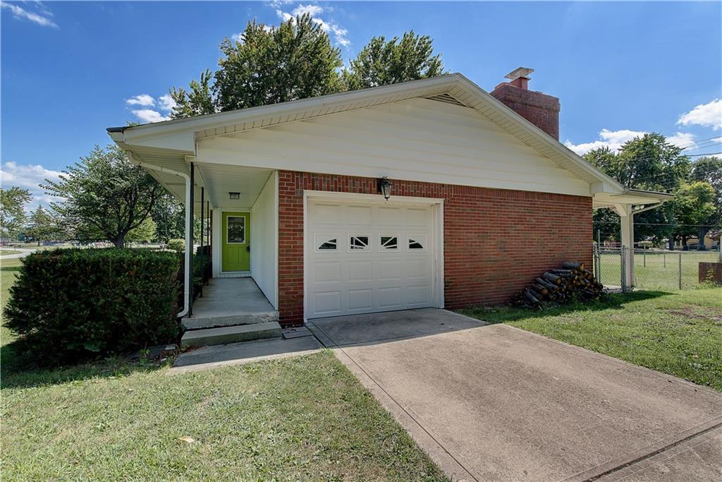 601 Fabyan Road Indianapolis, IN 46217 - Photo 3 of 28 Gallery Image 3