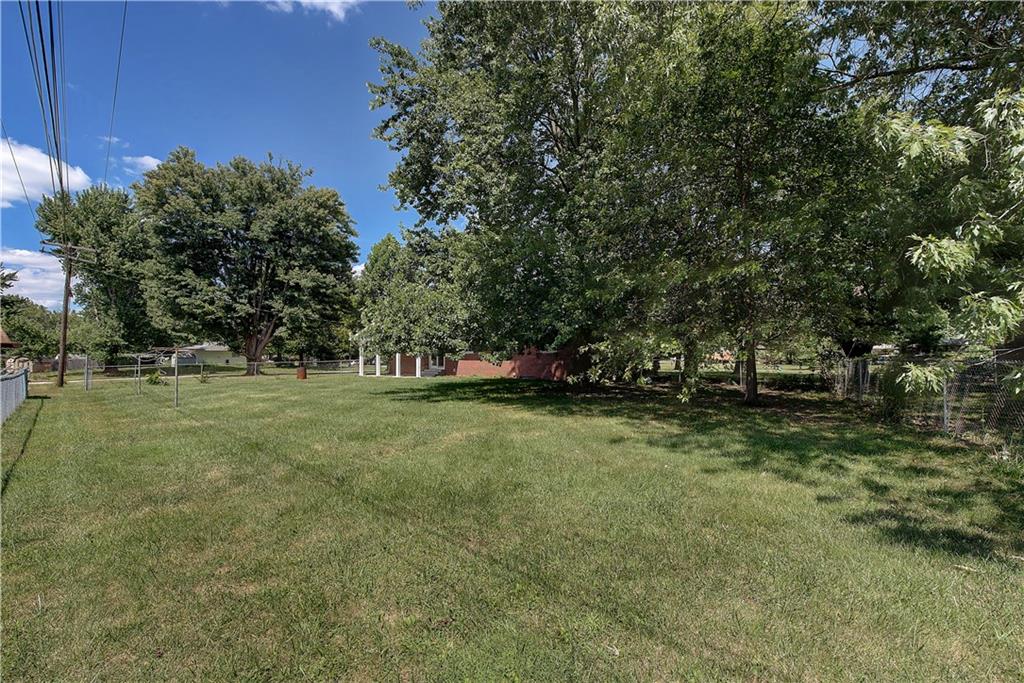 601 Fabyan Road Indianapolis, IN 46217 - Photo 27 of 28 Gallery Image 27