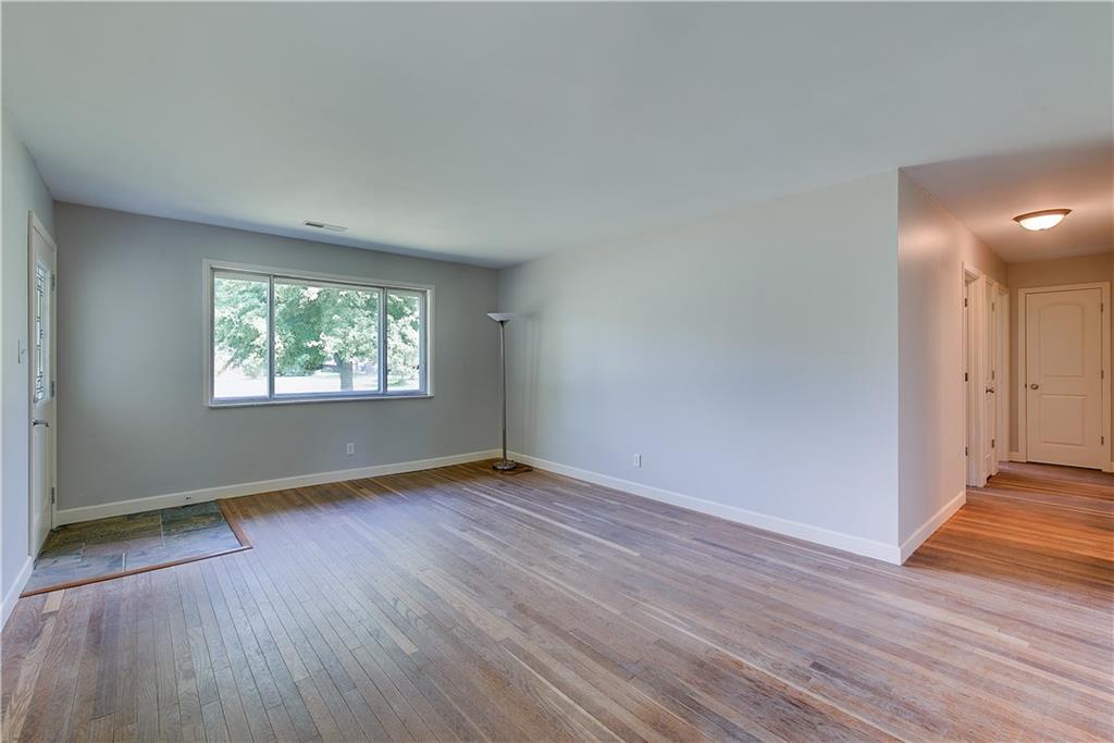 601 Fabyan Road Indianapolis, IN 46217 - Photo 6 of 28 Gallery Image 6