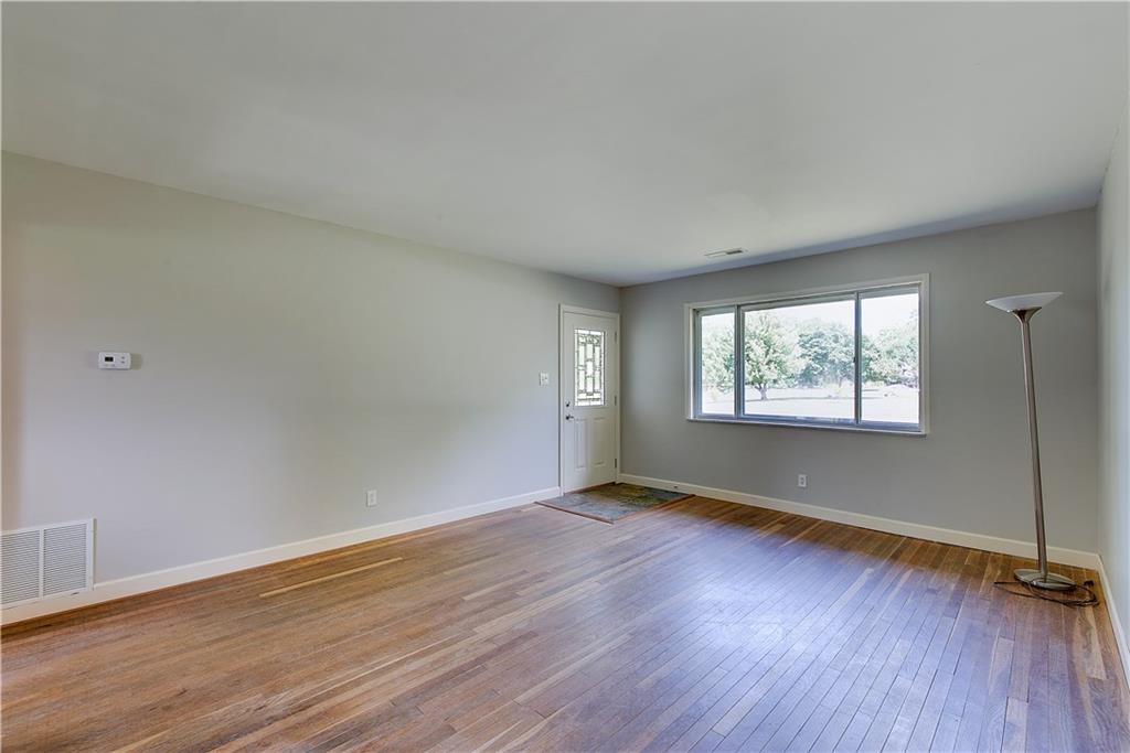601 Fabyan Road Indianapolis, IN 46217 - Photo 7 of 28 Gallery Image 7