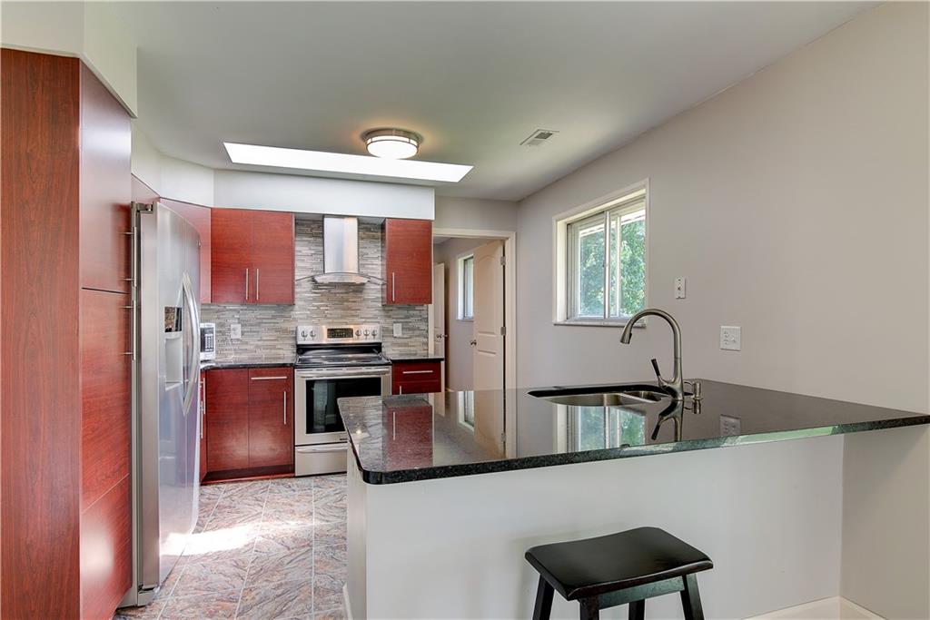 601 Fabyan Road Indianapolis, IN 46217 - Photo 9 of 28 Gallery Image 9