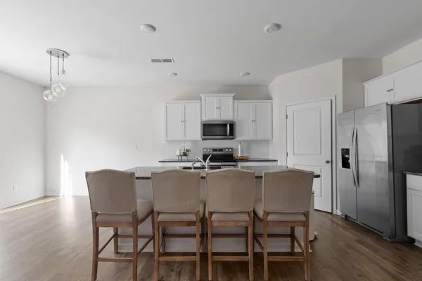 $385,000 | 3302 Meadow Creek Way Northeast, Cleveland, TN 37323