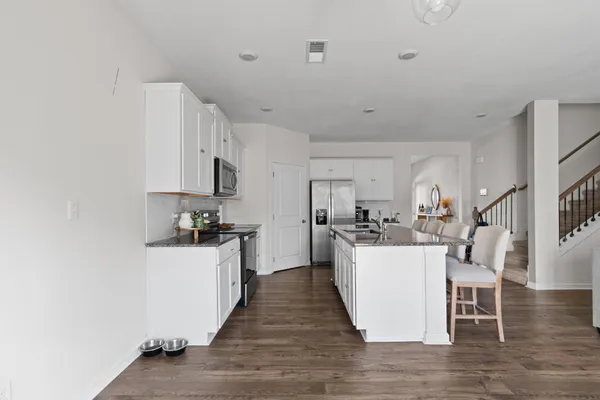 $385,000 | 3302 Meadow Creek Way Northeast, Cleveland, TN 37323