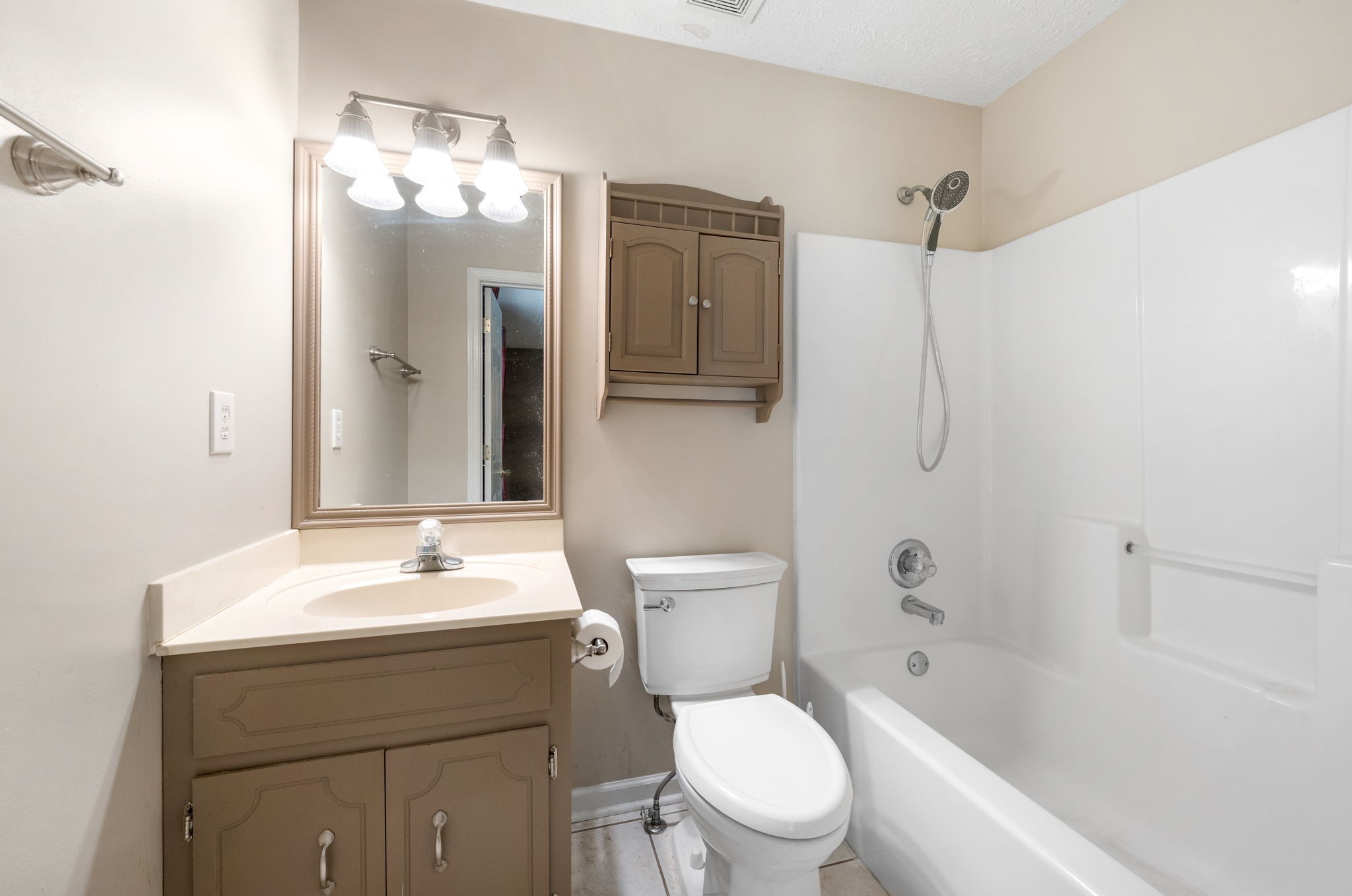 299 Joe McCraw Road Clarksville, TN 37040 - Photo 20 of 26 Gallery Image 20