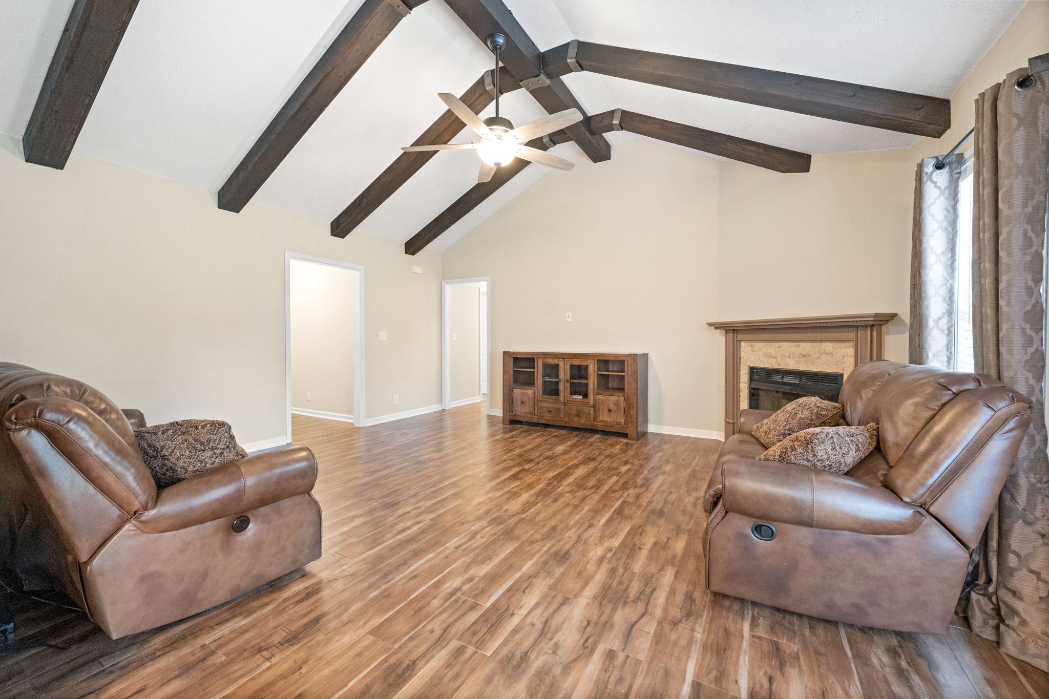 299 Joe McCraw Road Clarksville, TN 37040 - Photo 8 of 26 Gallery Image 8