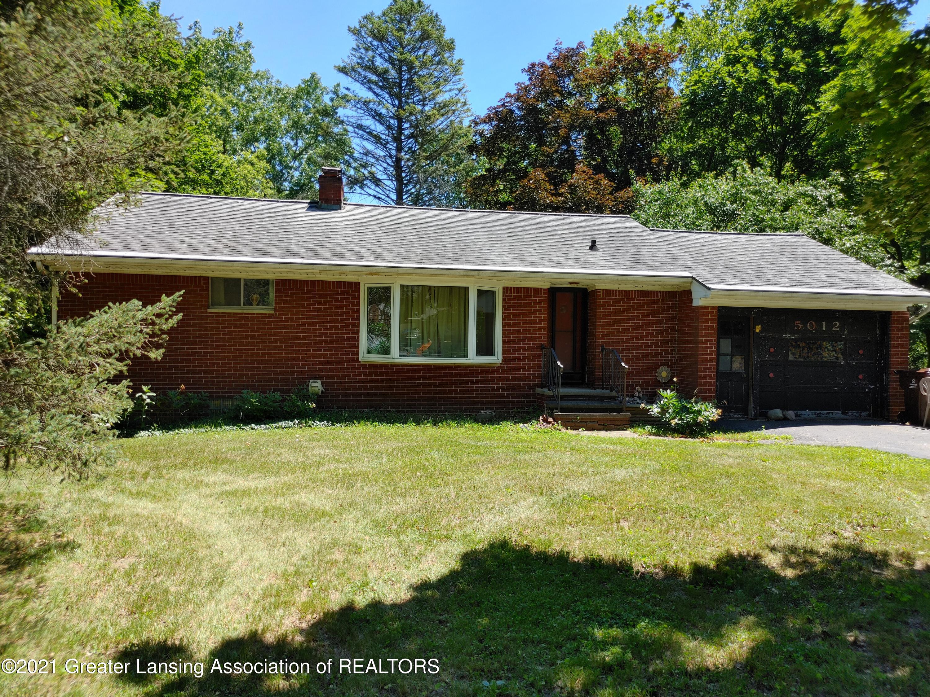 5012 Mohawk Road Okemos, MI 48864 - Photo 1 of 25 0617211255b_HDR